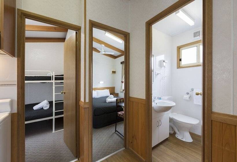 ホテル Alivio Tourist Park Canberra