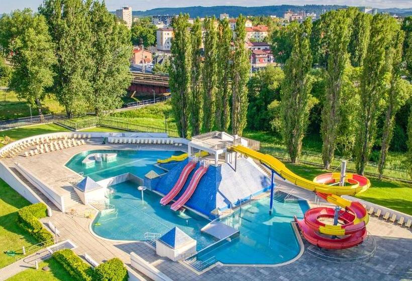 هتل Aquacity Riverside