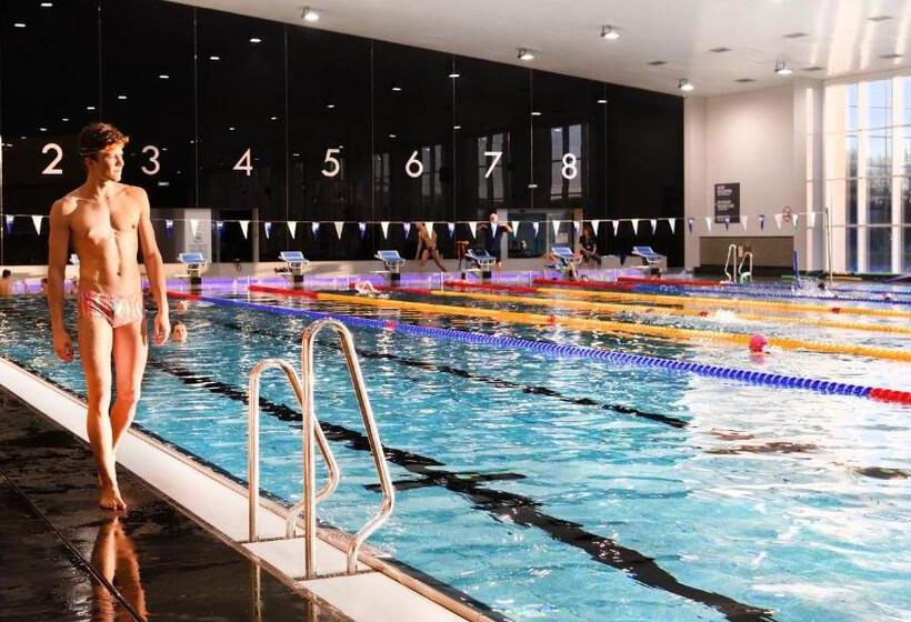 هتل Aquacity Seasons