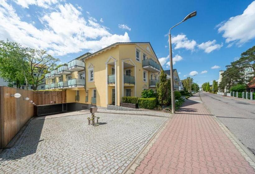 酒店 Arkona Strandresidenzen