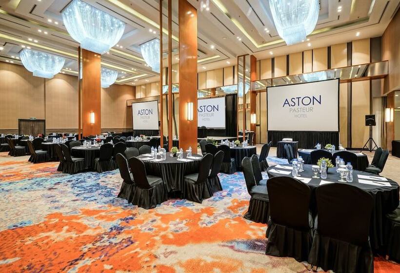 ホテル Aston Pasteur