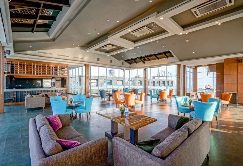 ホテル Aston Pasteur