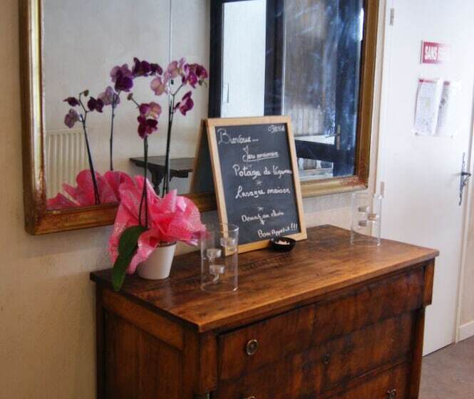 בית מלון כפרי Auberge De Violaine