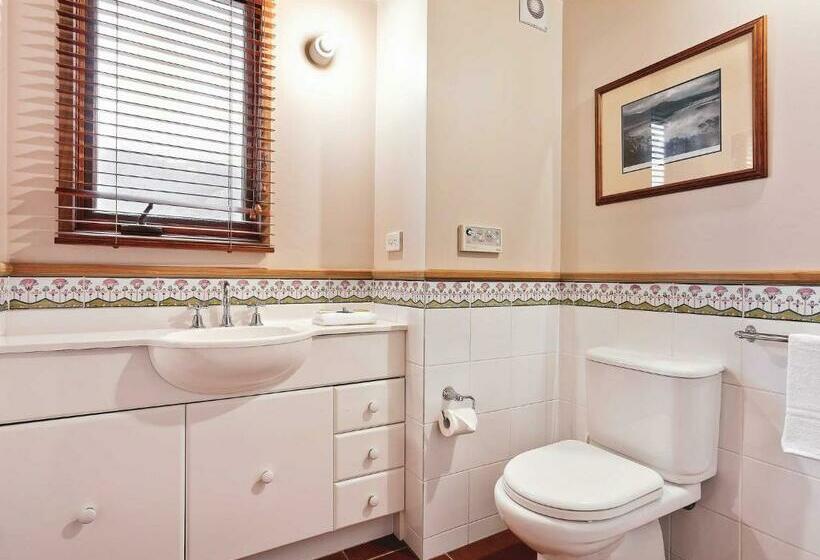 هتل Banjo 5 Two Bedroom And Loft With Alpine Views And Fireplace