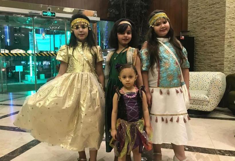 Belle Vue Inn Hotel & Suites