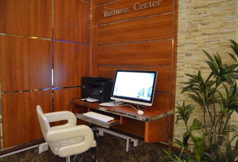 Belle Vue Inn Hotel & Suites