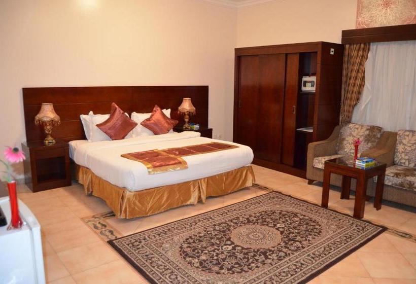 Belle Vue Inn Hotel & Suites