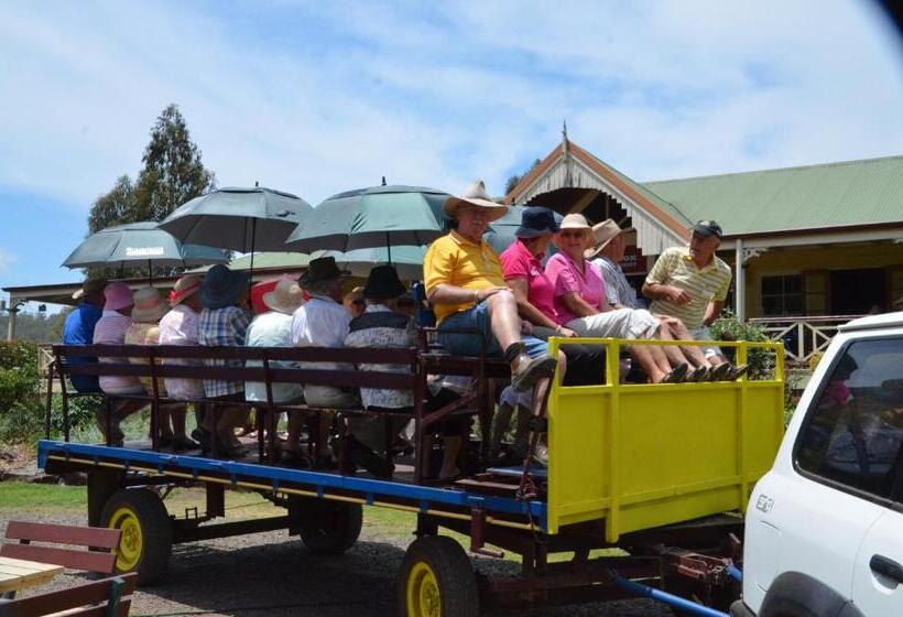 هتل Bestbrook Mountain Farmstay