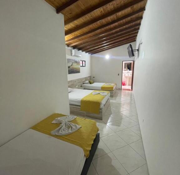 酒店 Brisas Medellin