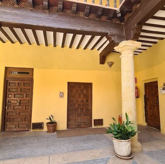 فندق Casa Palacio Conde De Garcinarro