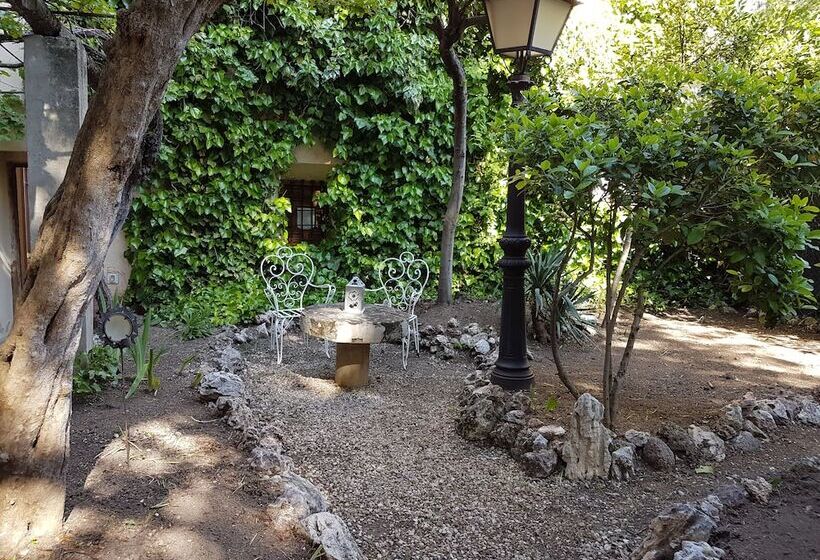 فندق Casa Palacio Conde De Garcinarro