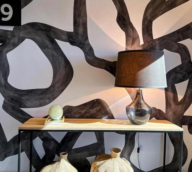 Century City Hotel Urban Square