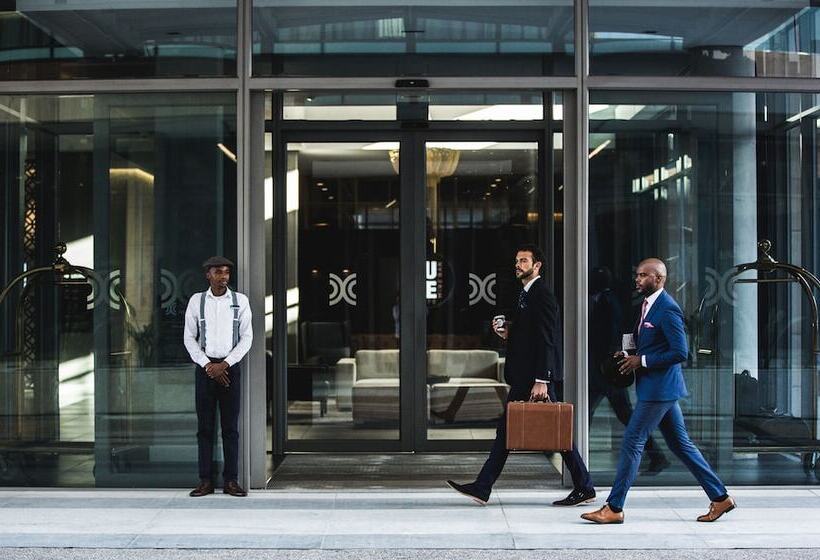 Century City Hotel Urban Square