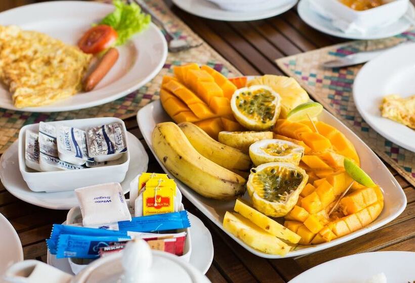 ホテル Ceyloni Lake Residency