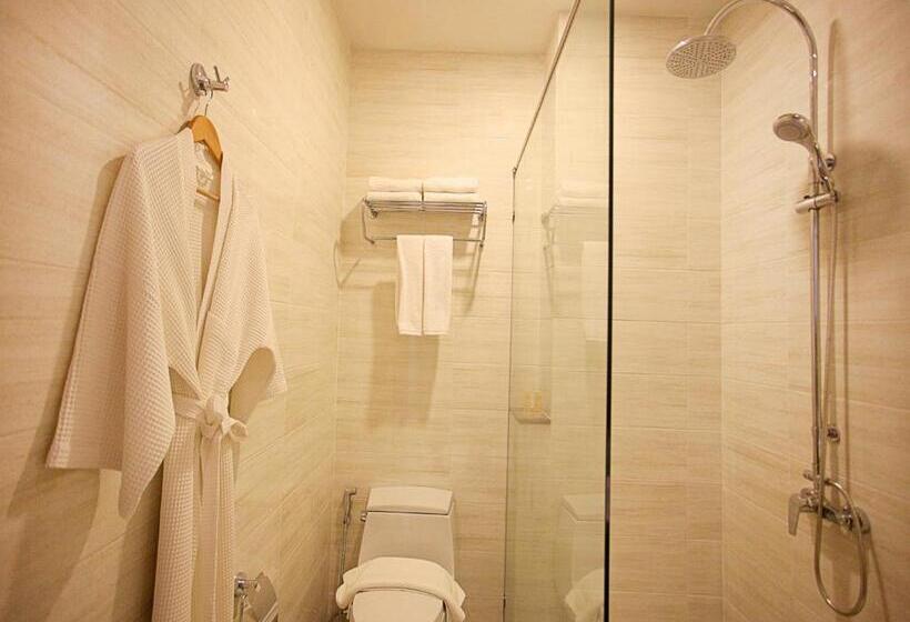 Отель Chabana Kamala