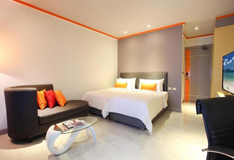 Отель Chabana Kamala