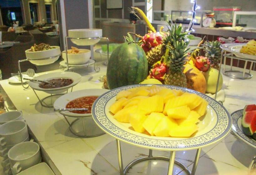 Отель Chabana Kamala