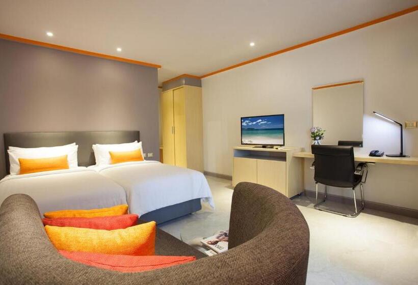 Отель Chabana Kamala