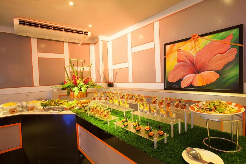 Отель Chabana Kamala