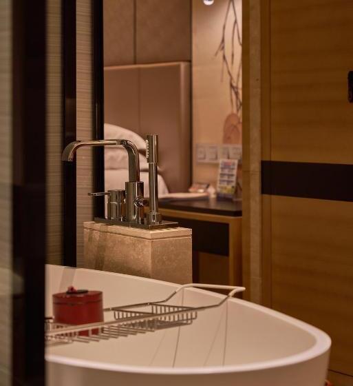 Cheery Canal Hotel Hangzhou   Intangible Cultural Heritage