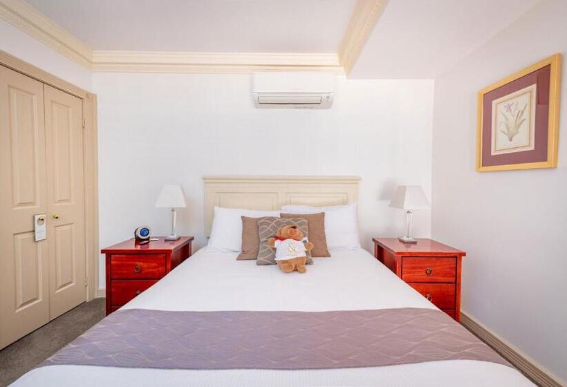 فندق Cobb & Co Court Boutique