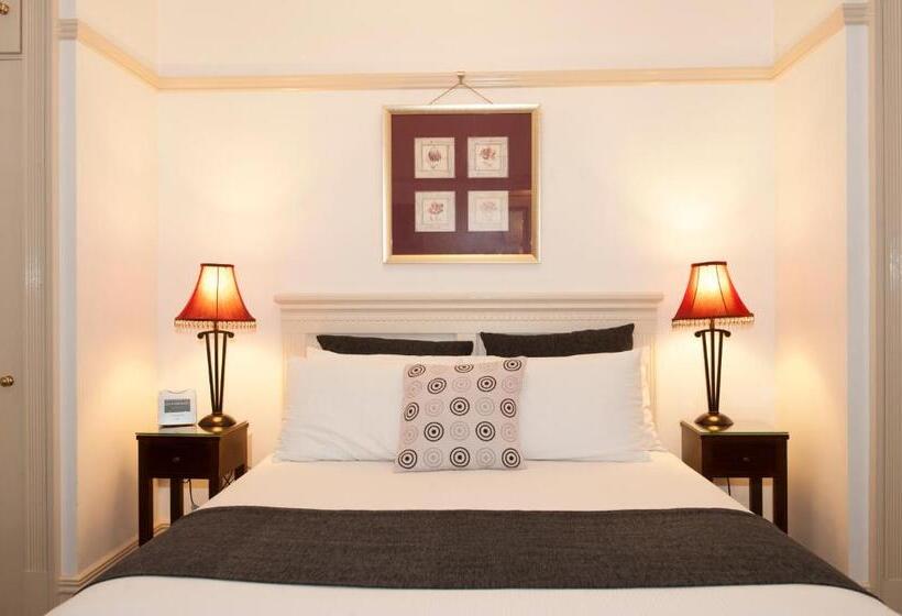 فندق Cobb & Co Court Boutique