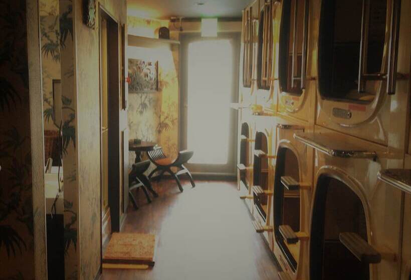 فنادق الكبسولة Capsule Inn Shimbashi  Men Only