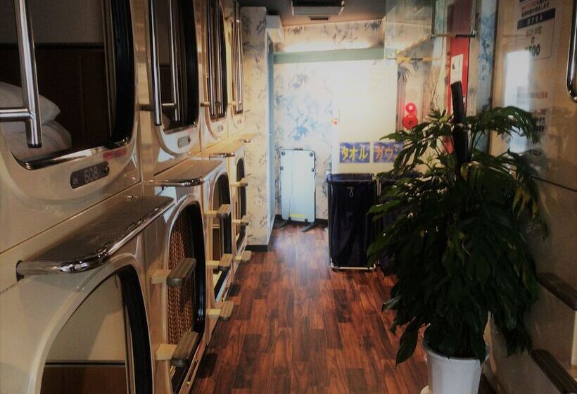 فنادق الكبسولة Capsule Inn Shimbashi  Men Only