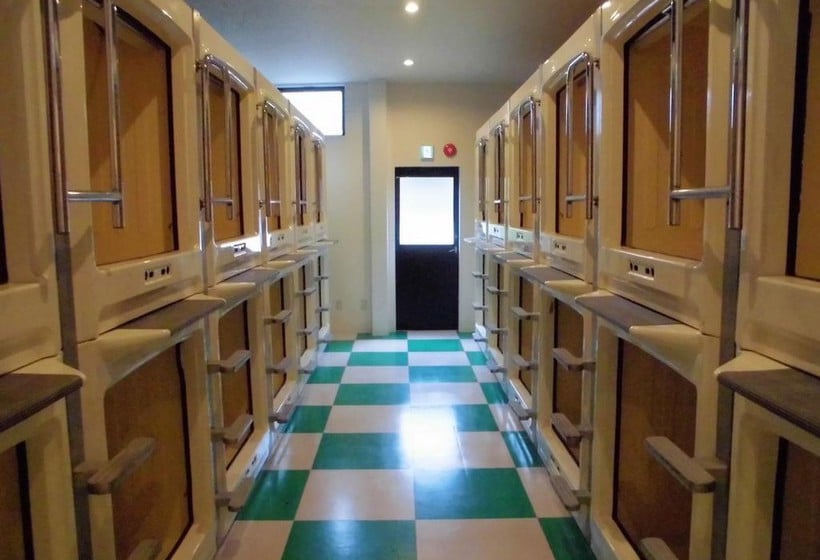 هتل کپسول Capsule Inn Fujisan