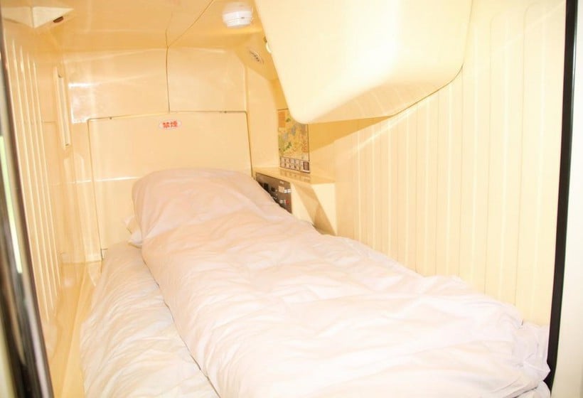 هتل کپسول Capsule Inn Fujisan