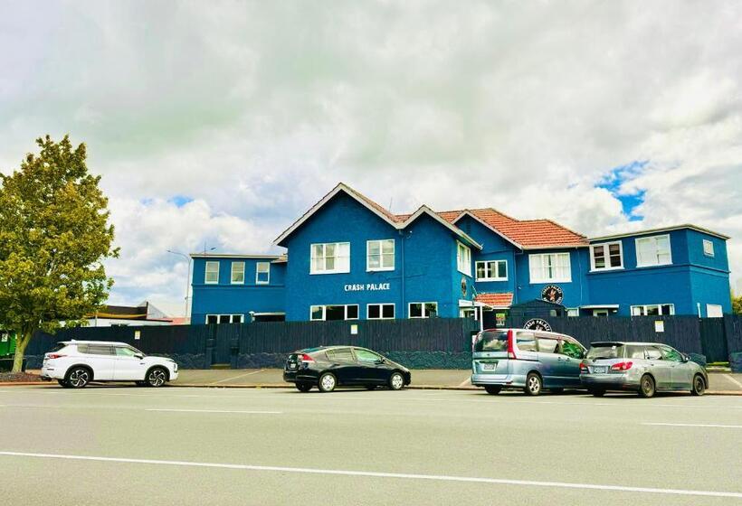 호텔 Crashpalace Backpackers