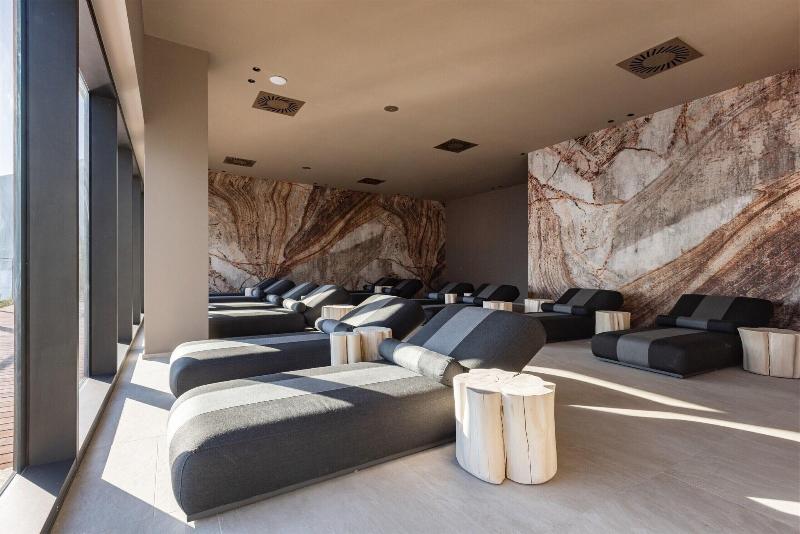 Отель Eala My Lakeside Dream Adults Friendly