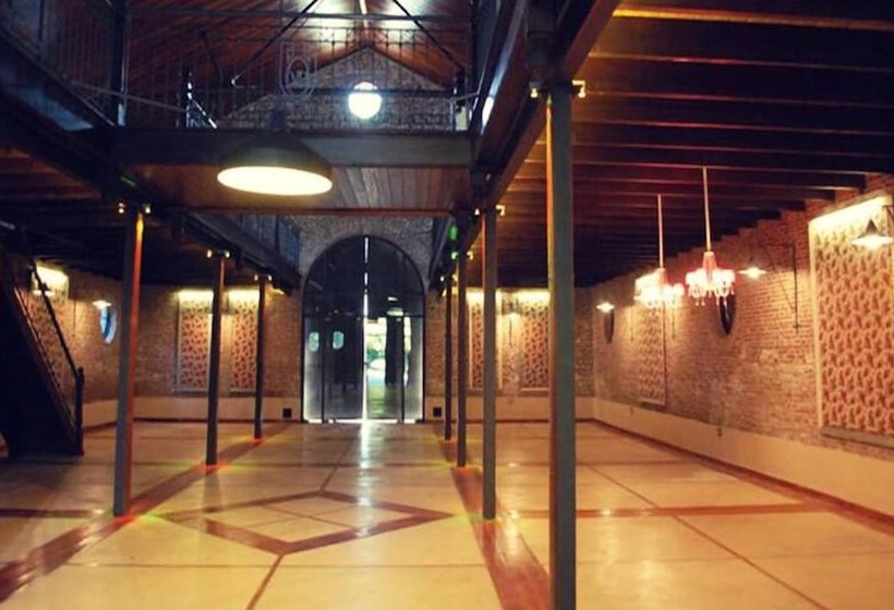 فندق Estancia Monte Viejo