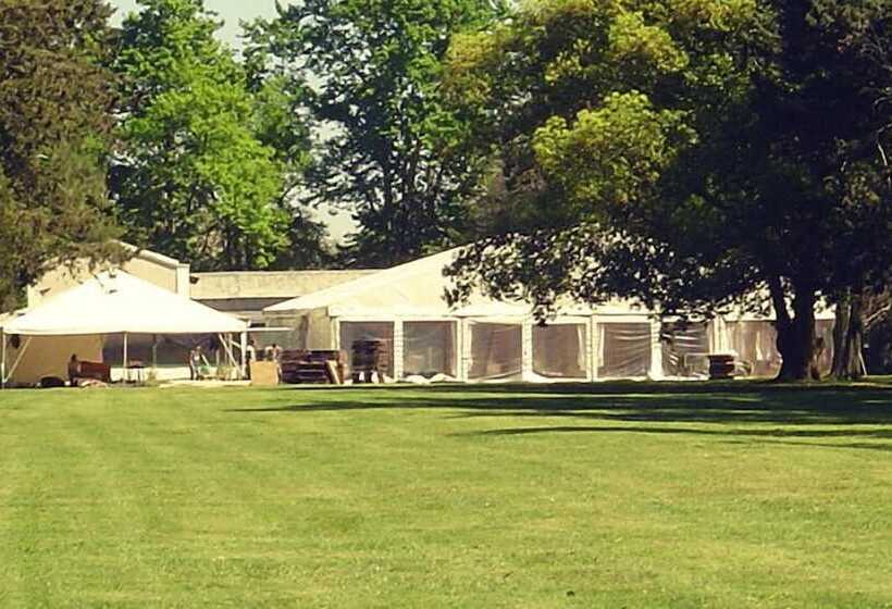 فندق Estancia Monte Viejo