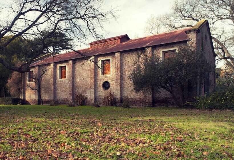 فندق Estancia Monte Viejo