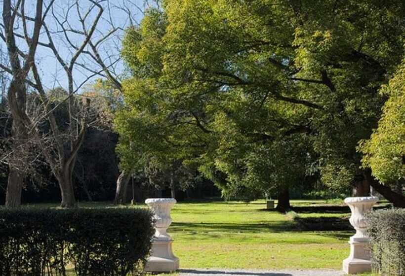 فندق Estancia Monte Viejo