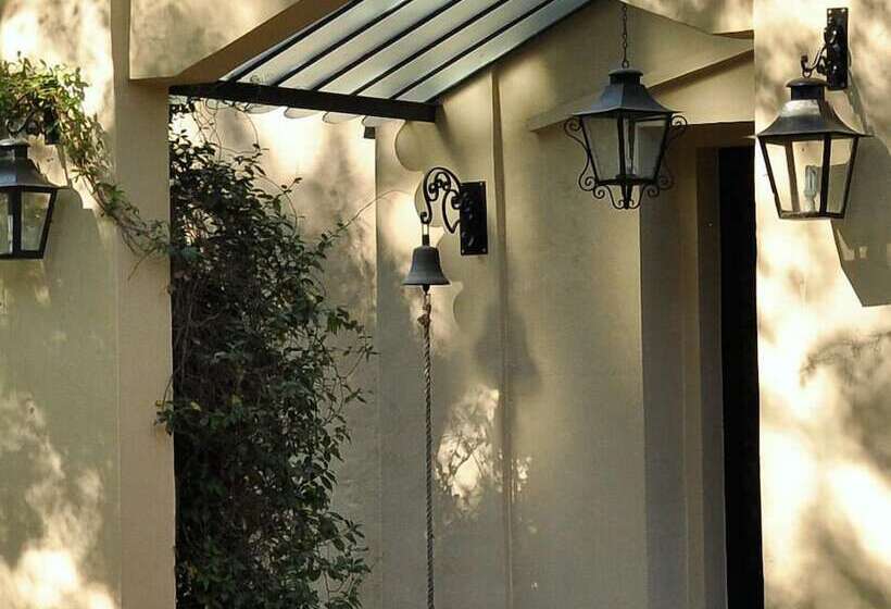 فندق Estancia Monte Viejo