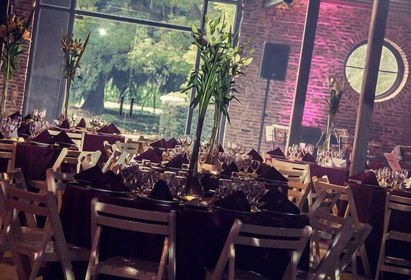 فندق Estancia Monte Viejo