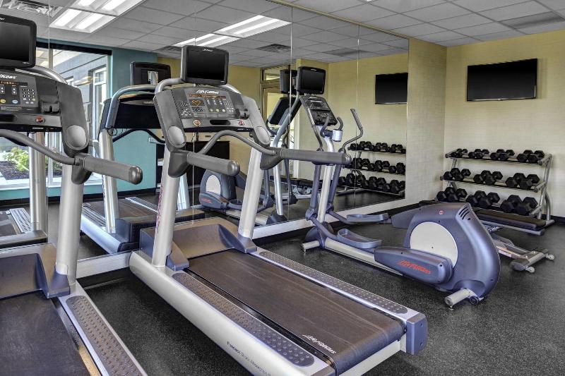 فندق Fairfield Inn & Suites By Marriott Lansing At Eastwood