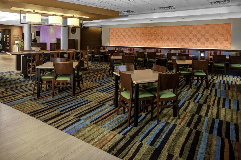 هتل Fairfield Inn & Suites By Marriott Lansing At Eastwood