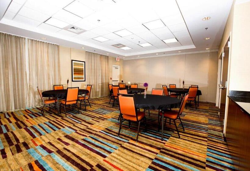 Отель Fairfield Inn & Suites By Marriott Richmond Midlothian