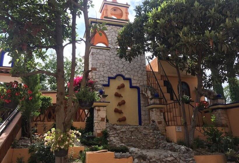 בית מלון כפרי Feregrino