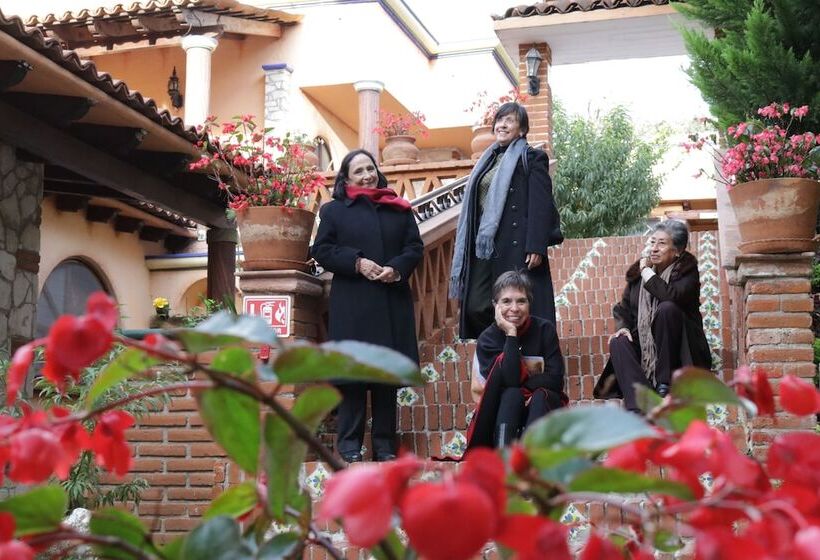 בית מלון כפרי Feregrino