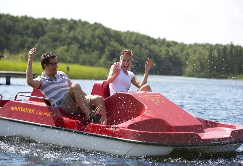 فندق Ferienpark Mirow