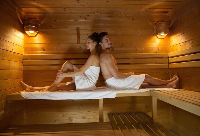 فندق Ferienpark Mirow