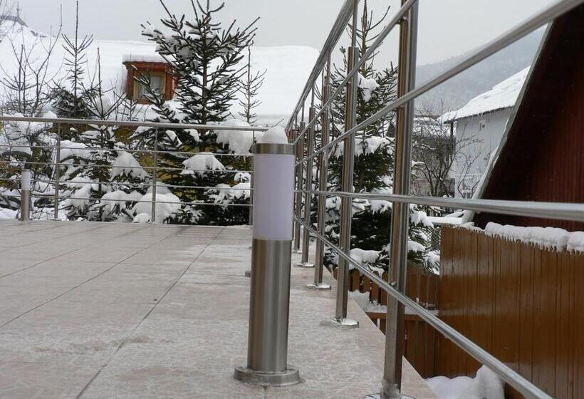 בית מלון כפרי Flora Alpina