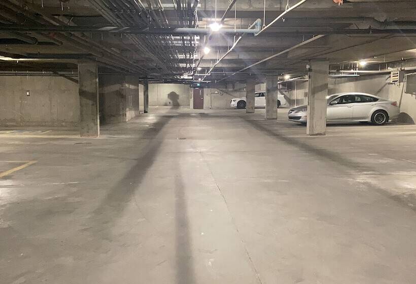 فندق Four Points By Sheraton Sherwood Park