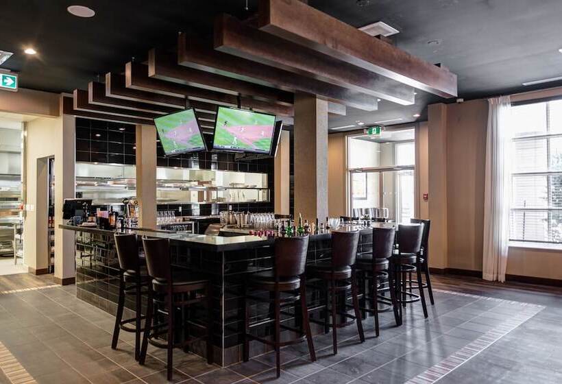 בית מלון כפרי Four Points By Sheraton Sherwood Park