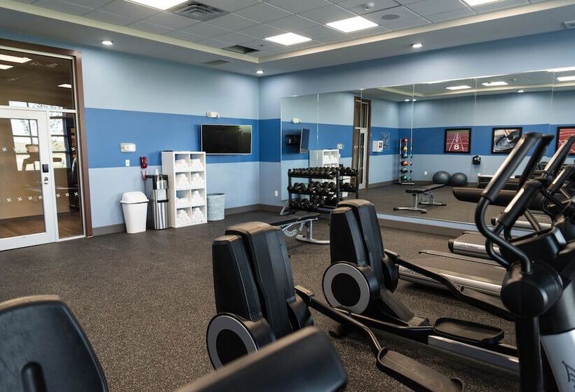 فندق Four Points By Sheraton Sherwood Park