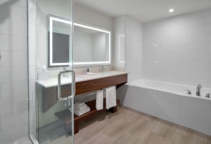 בית מלון כפרי Four Points By Sheraton Sherwood Park